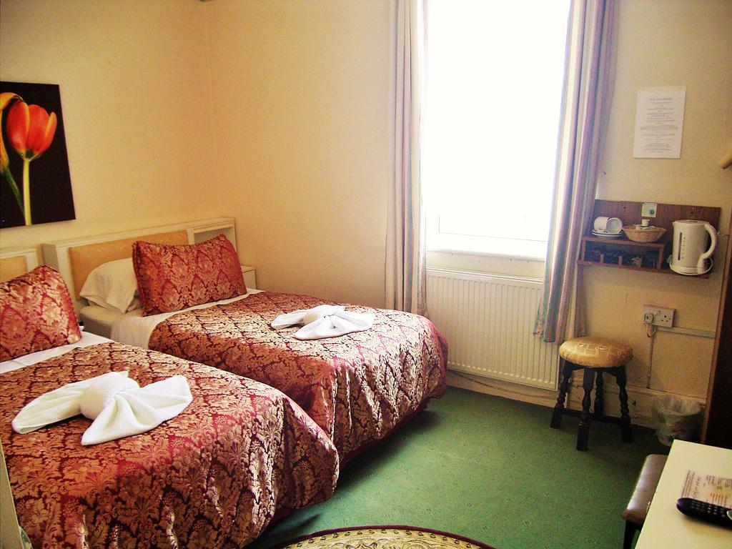 The Ellesmere Hotel อีสต์บอร์น ภายนอก รูปภาพ