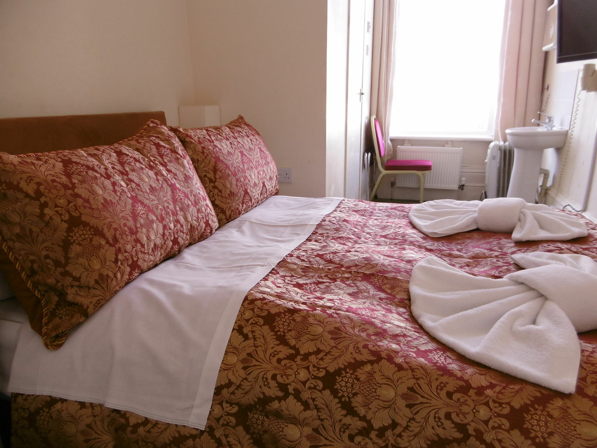 The Ellesmere Hotel อีสต์บอร์น ภายนอก รูปภาพ