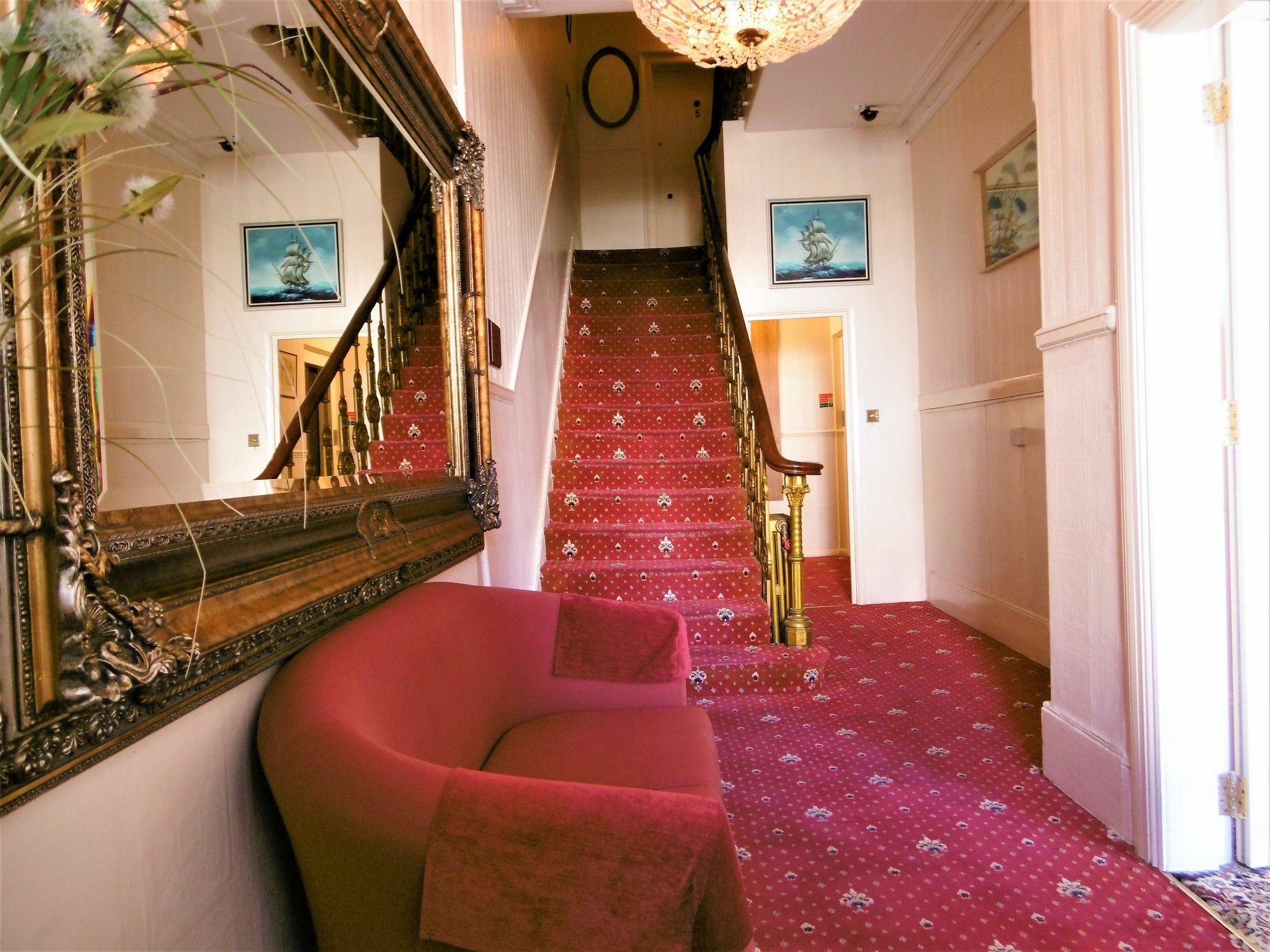 The Ellesmere Hotel อีสต์บอร์น ภายนอก รูปภาพ